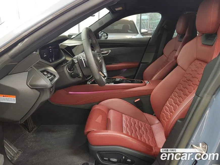 Audi e-tron GT 2023 из KR, фото 2
