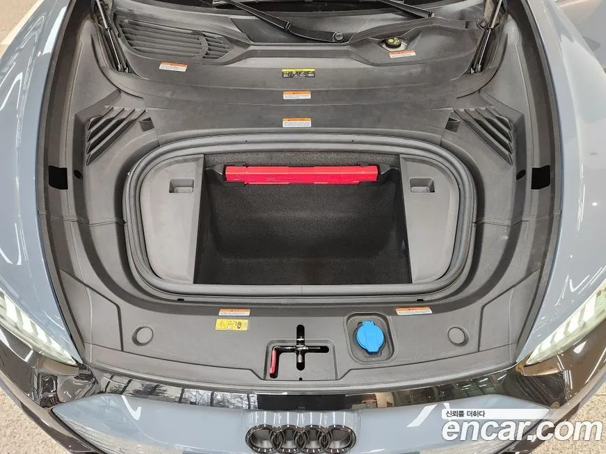 Audi e-tron GT 2023 из KR, фото 6