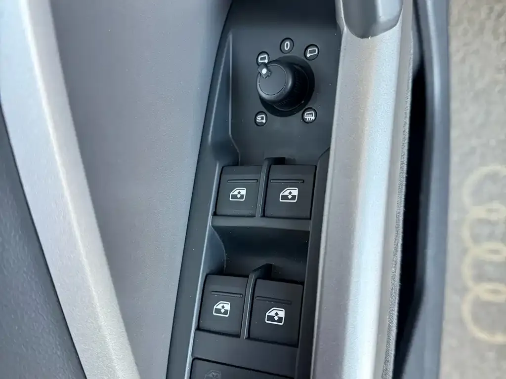 Audi Q3 2023 из CN, фото 2