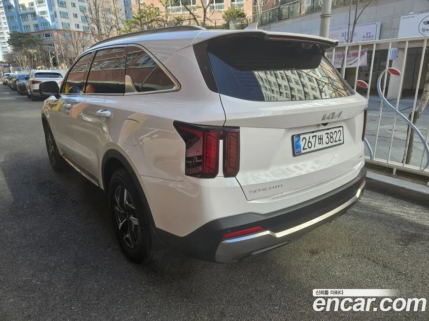 Kia Sorento — фото 10