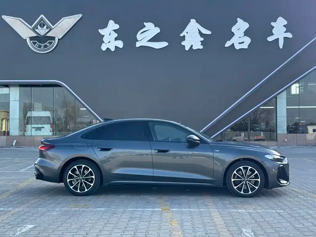 Audi A5L 2025 из CN, фото 5
