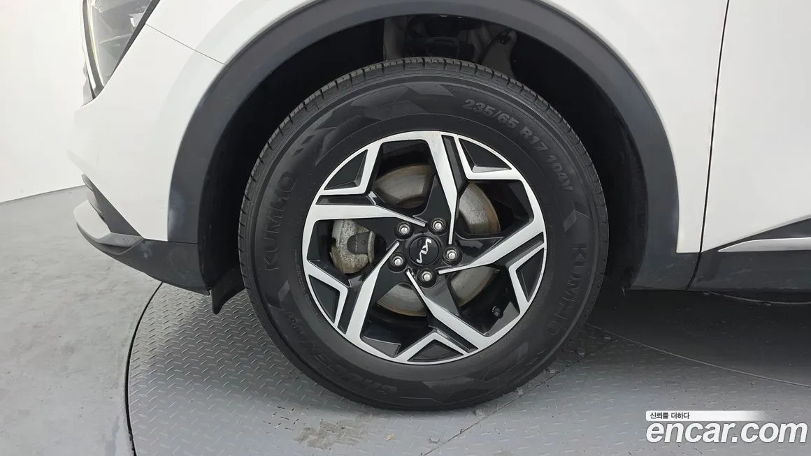 Kia Sportage — фото 10