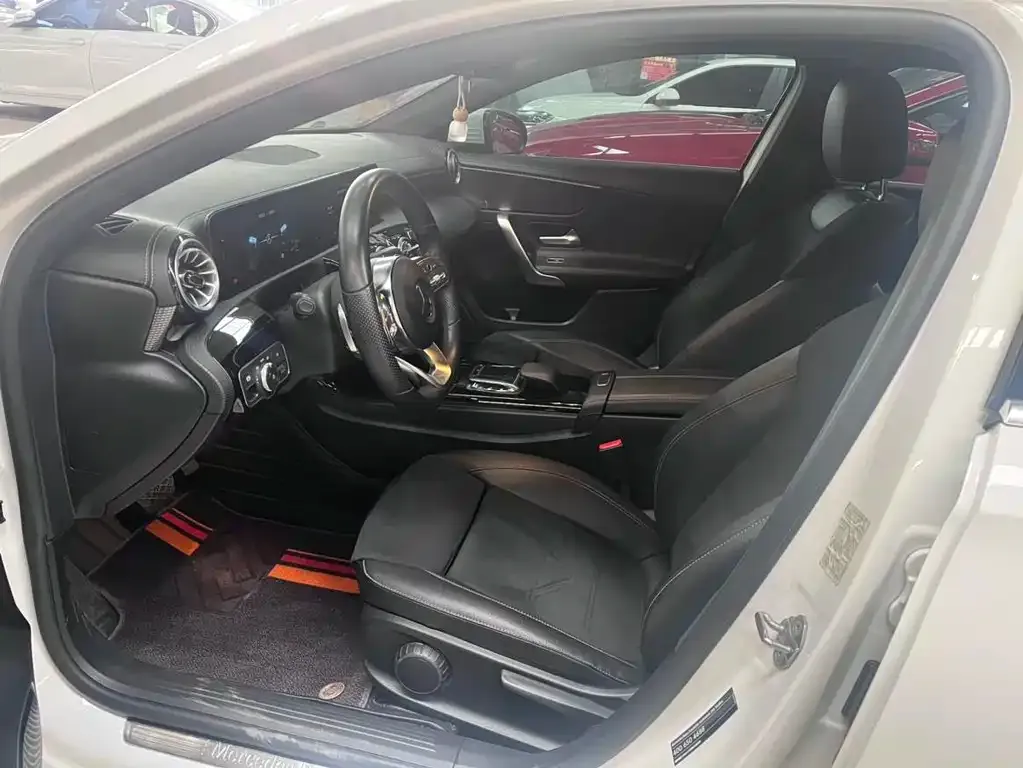 Mercedes-Benz A-Class 2022 из CN, фото 2