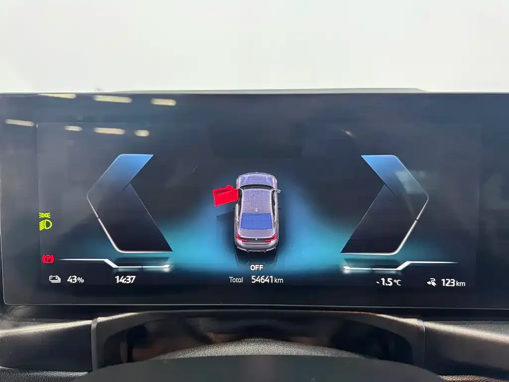 BMW i3 2023 из CN, фото 2