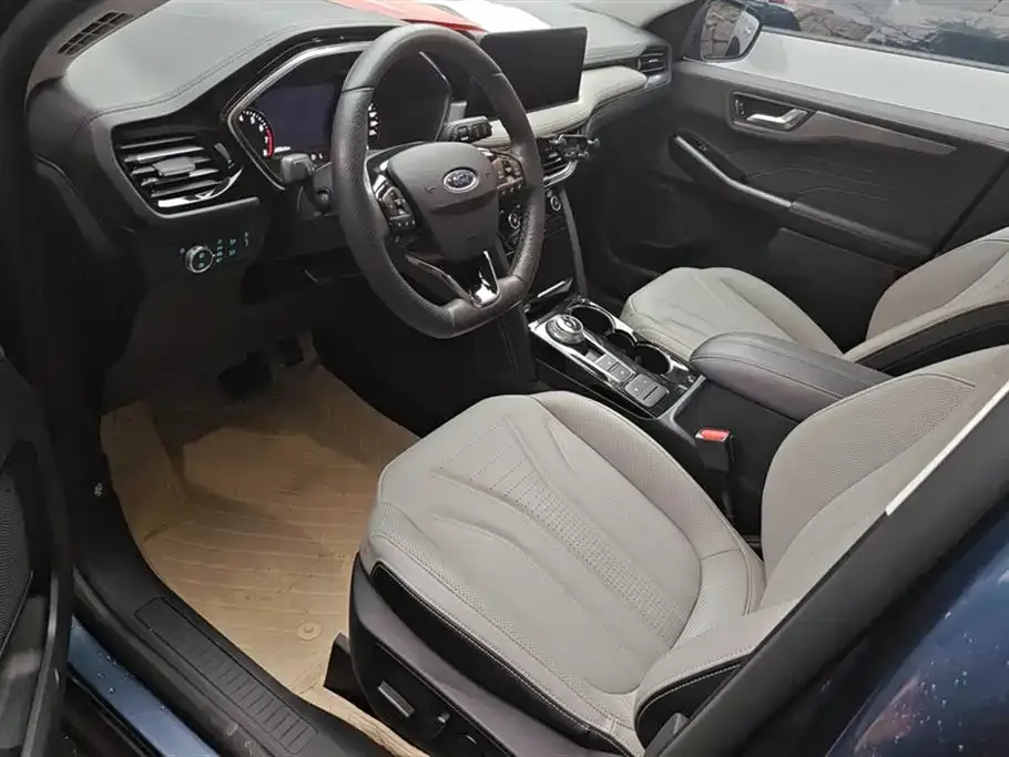 Ford Escape 2022 из CN, фото 10