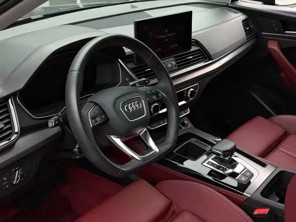 Audi Q5L 2022 из CN, фото 3