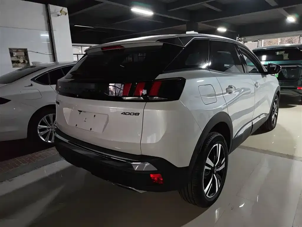 Peugeot 4008 — фото 2