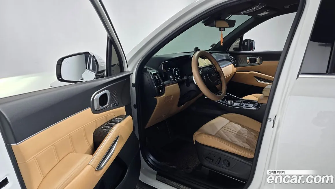 Kia Sorento — фото 5