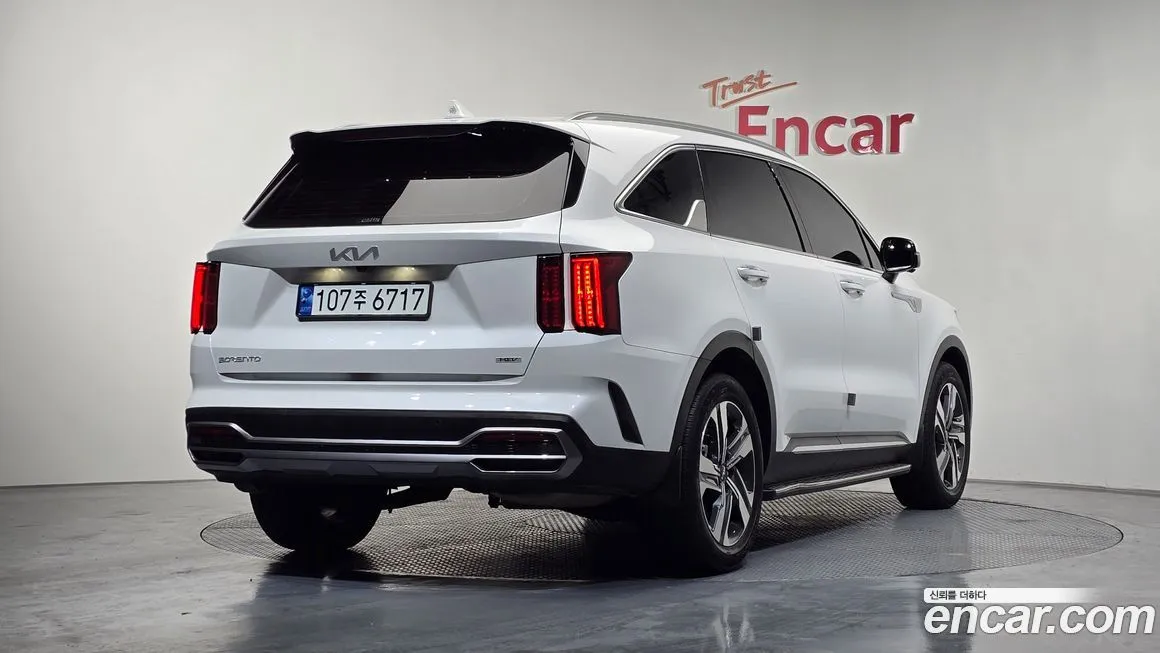 Kia Sorento — фото 7
