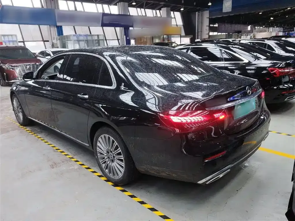 Mercedes-Benz E-Class 2023 из CN, фото 4