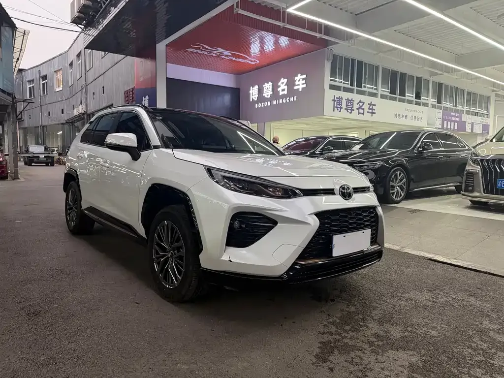 Toyota Wildlander 2024 из CN, фото 6