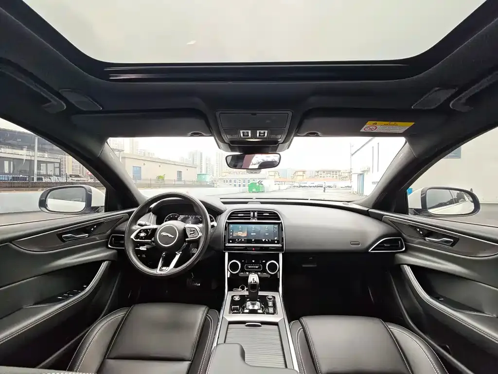 Jaguar XEL 2022 из CN, фото 6