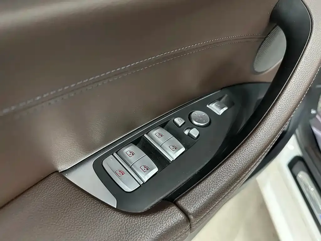 BMW X3 2021 из CN, фото 3