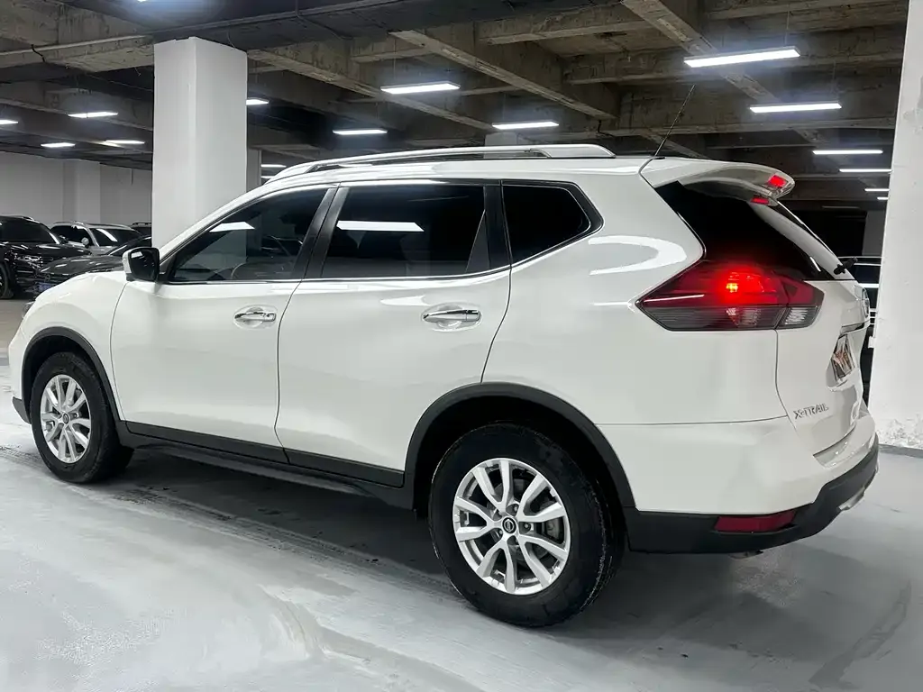 Nissan X-Trail 2021 из CN, фото 3