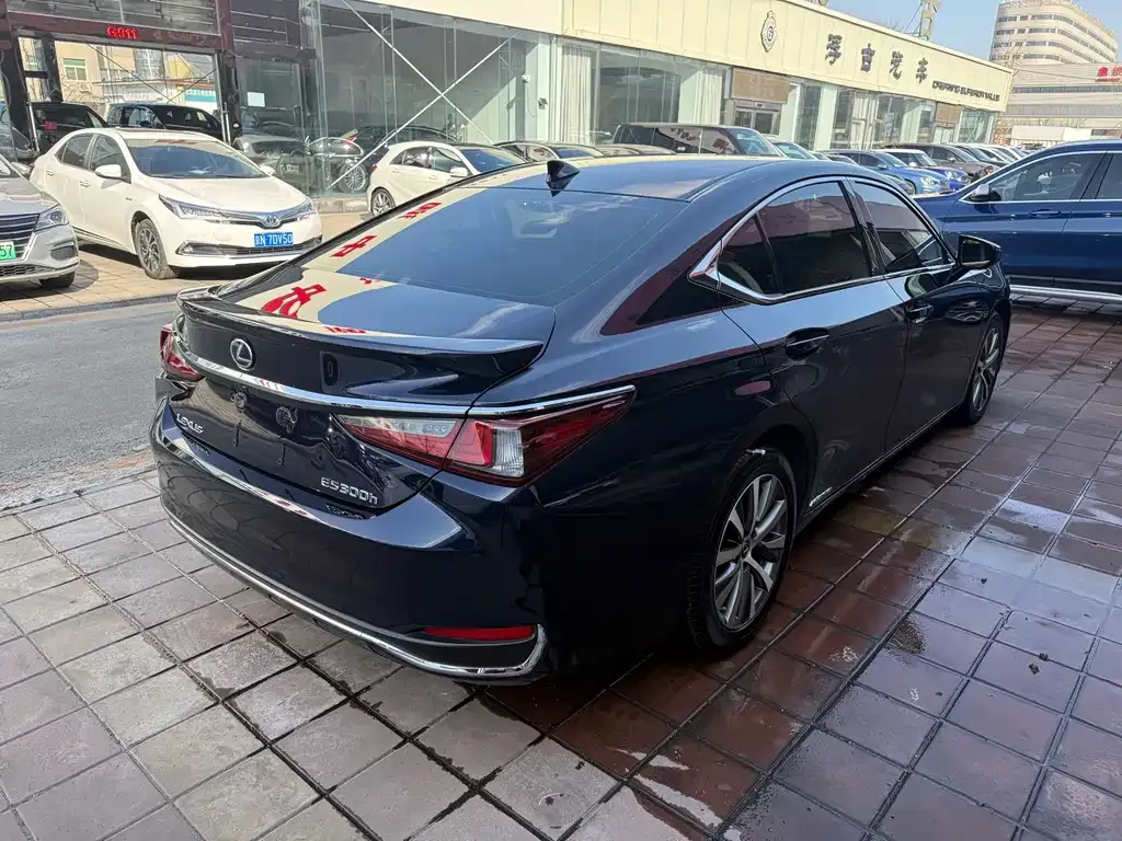 Lexus ES 2021 из CN, фото 7