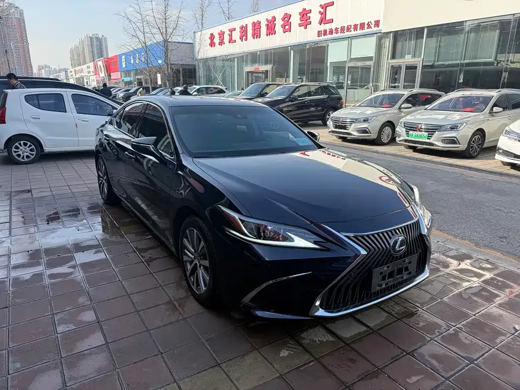 Lexus ES 2021 из CN, фото 9
