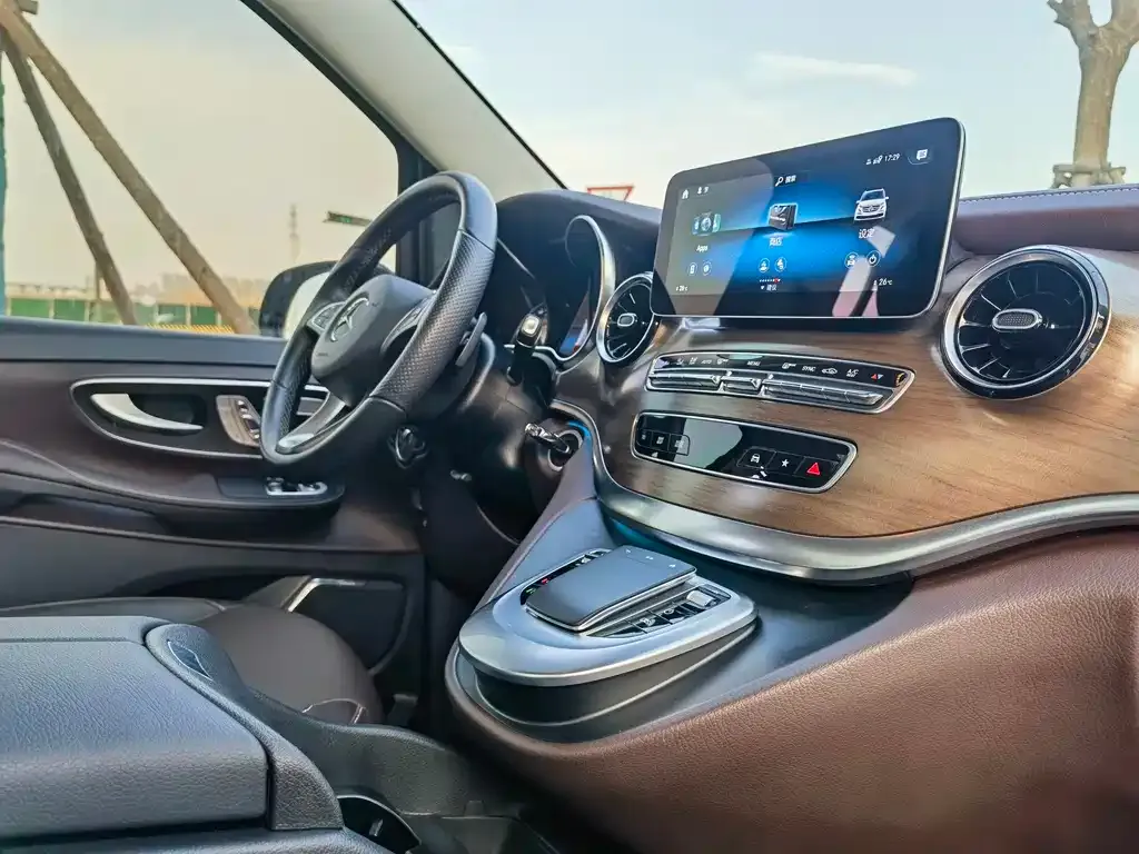 Mercedes-Benz V-Class 2022 из CN, фото 9