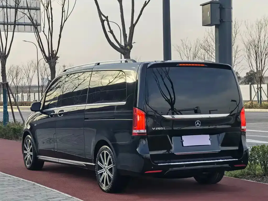 Mercedes-Benz V-Class 2022 из CN, фото 3