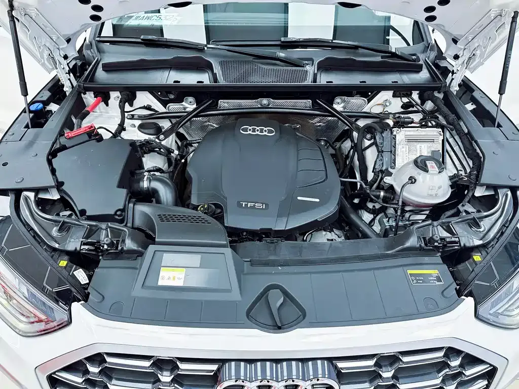 Audi Q5L 2022 из CN, фото 7