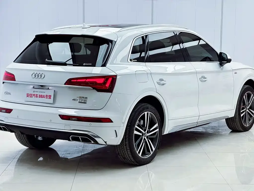 Audi Q5L 2022 из CN, фото 8