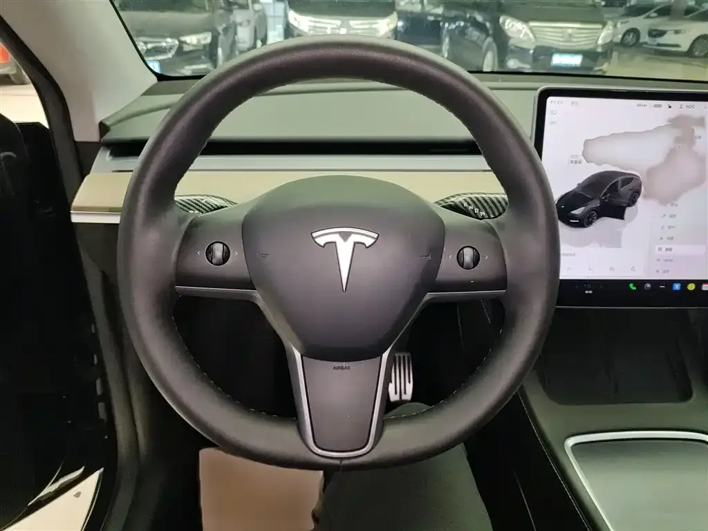 Tesla Model Y 2023 из CN, фото 2