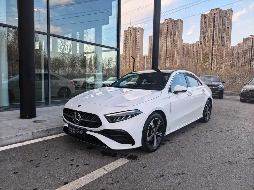 Mercedes-Benz A-Class 2024 из CN, фото 1