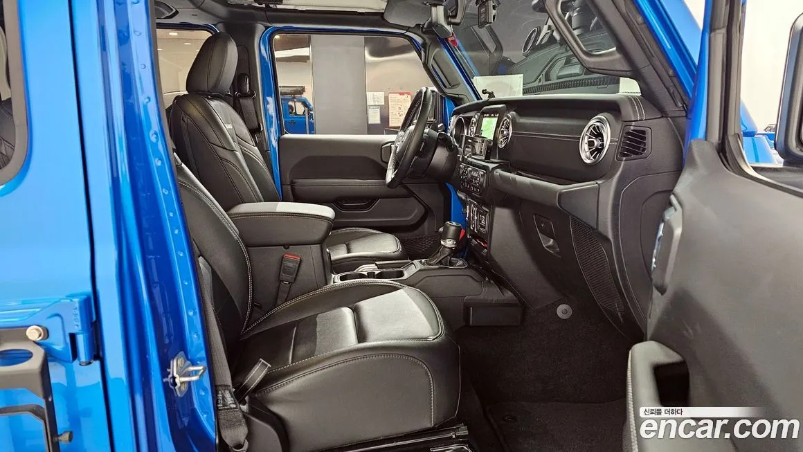 Jeep Wrangler 2021 из KR, фото 10