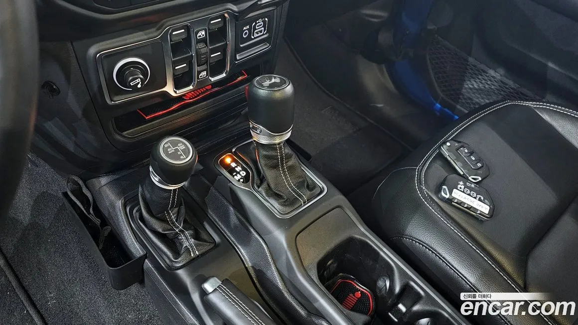 Jeep Wrangler 2021 из KR, фото 7