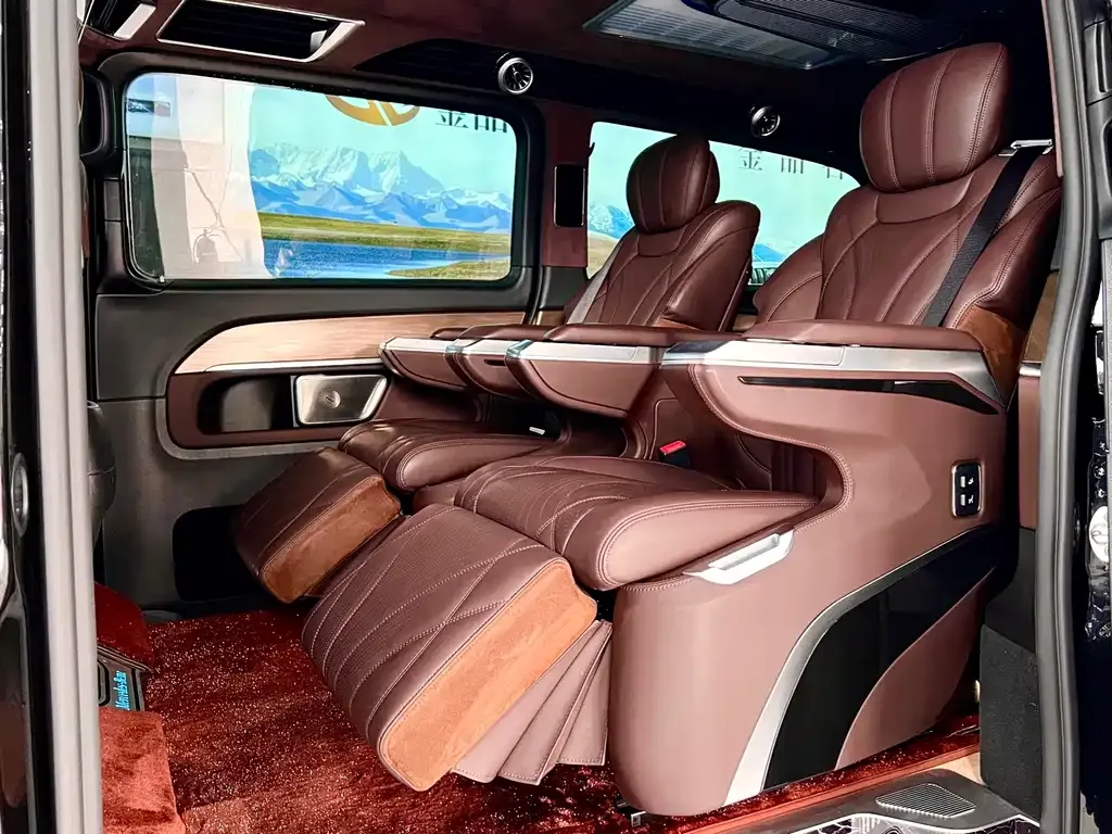Mercedes-Benz V-Class — фото 6