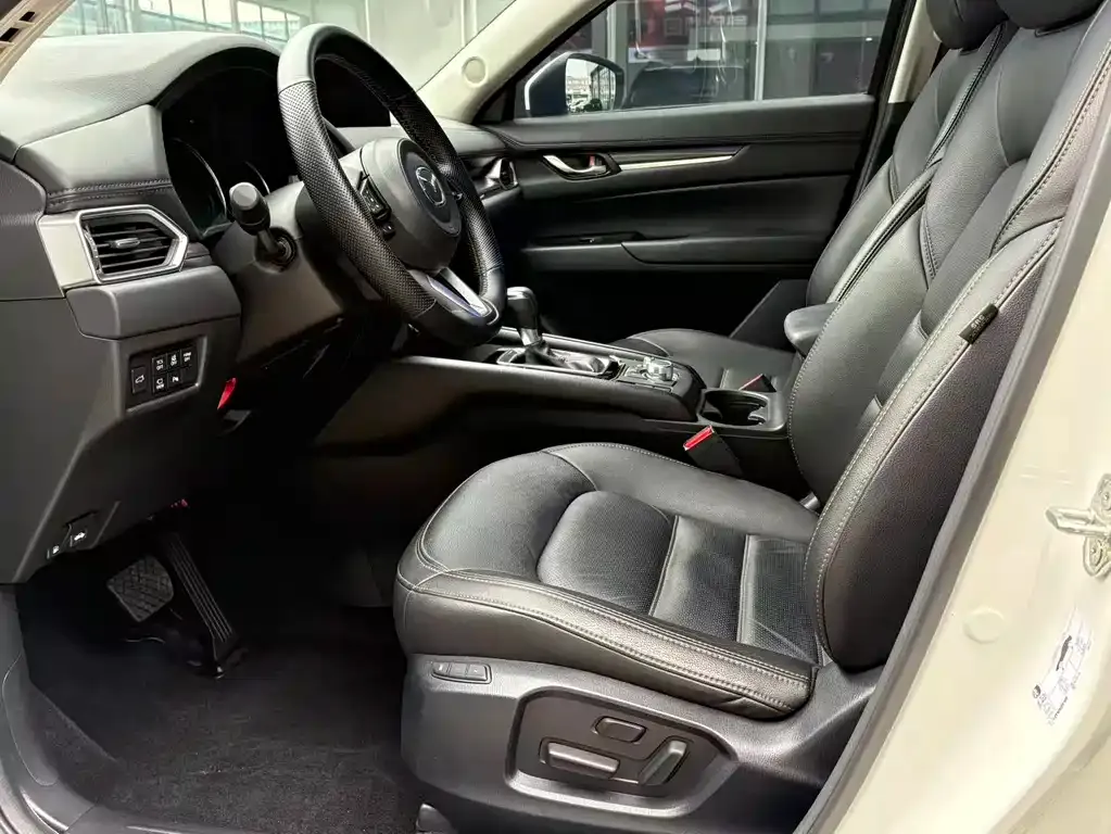 Mazda CX-5 2023 из CN, фото 4