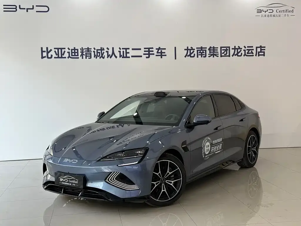 BYD Seal — фото 1