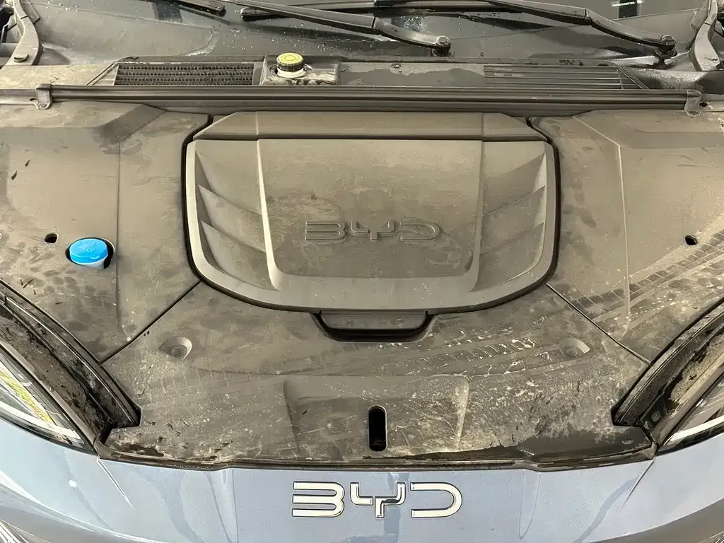 BYD Seal — фото 4