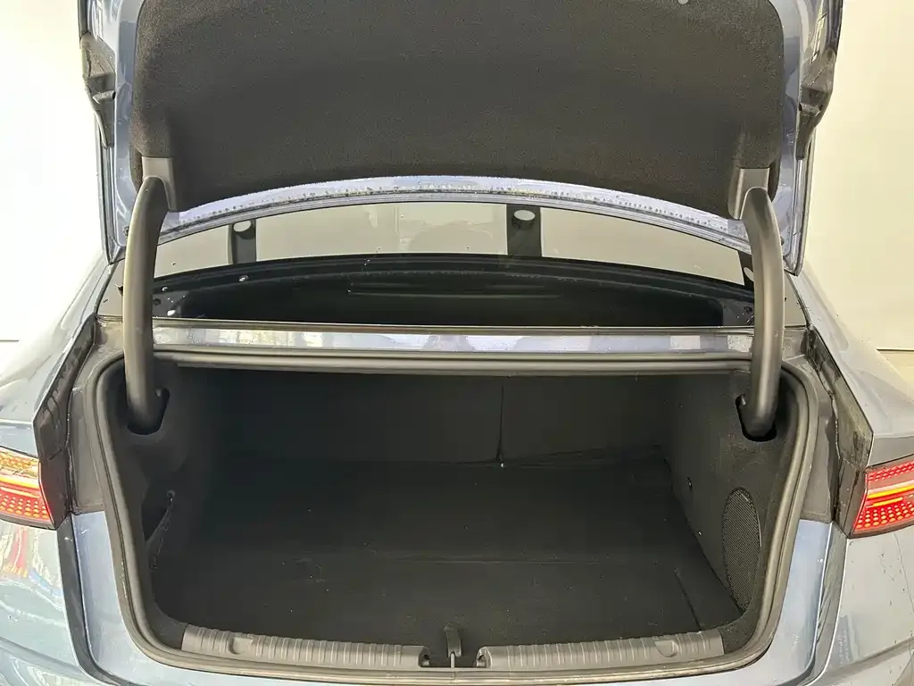BYD Seal — фото 9