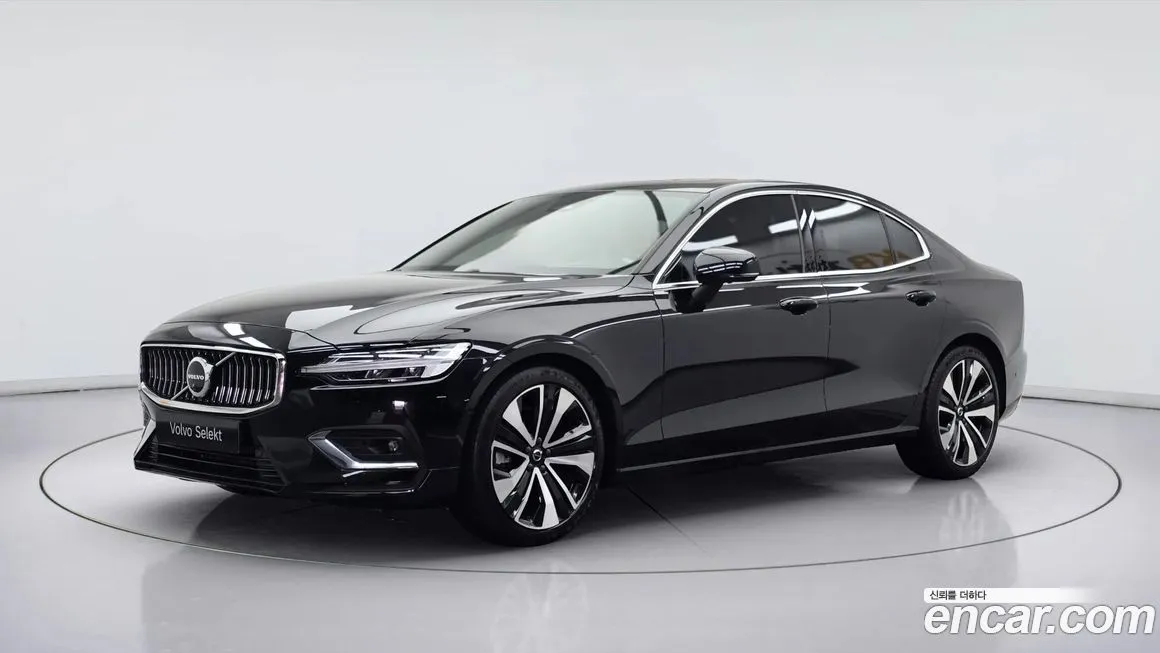 Volvo S60 2023 из KR, фото 1
