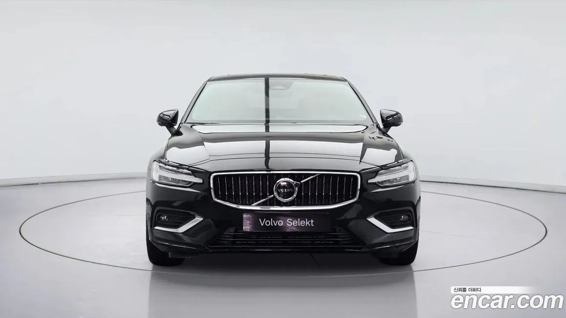 Volvo S60 2023 из KR, фото 6
