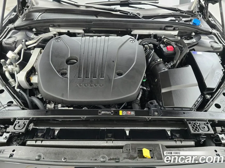 Volvo S60 2023 из KR, фото 10