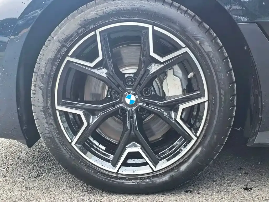 BMW i3 — фото 7