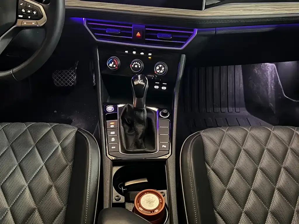 Volkswagen Sagitar 2023 из CN, фото 6