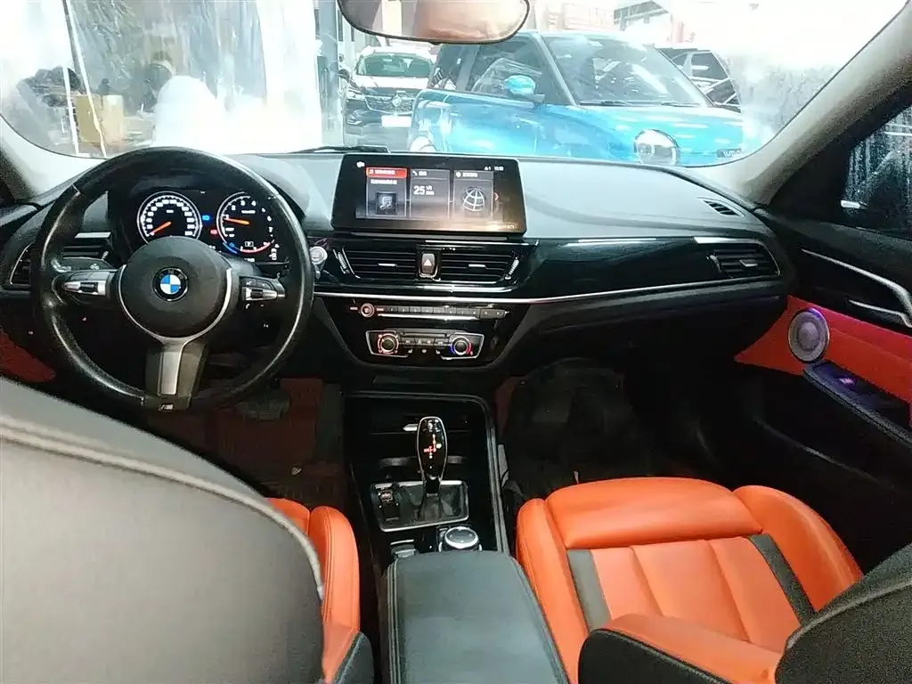 BMW 1 Series 2023 из CN, фото 6