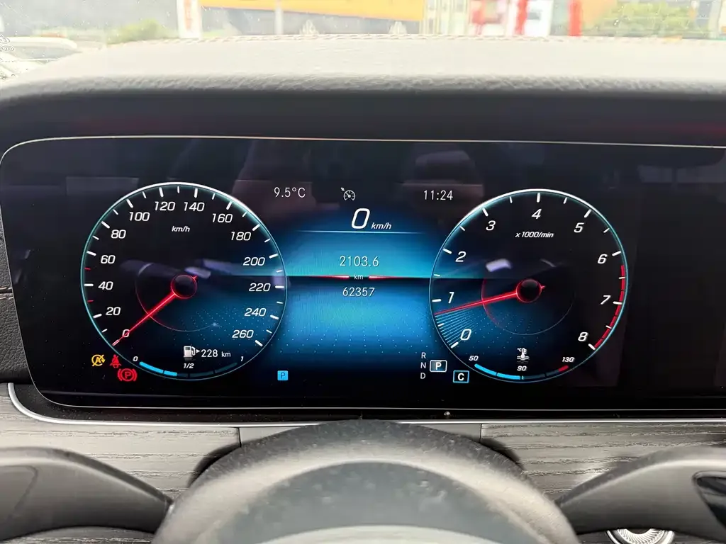 Mercedes-Benz E-Class 2021 из CN, фото 2