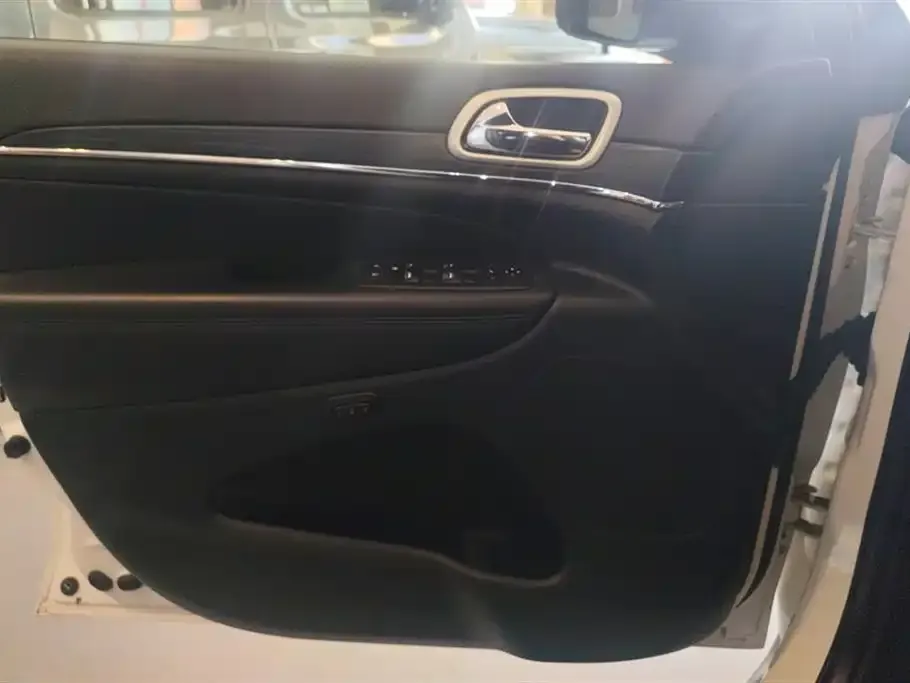Jeep Grand Cherokee (Import) 2022 из CN, фото 5