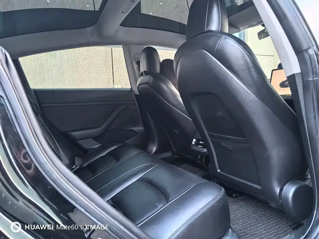 Tesla Model 3 2023 из CN, фото 5