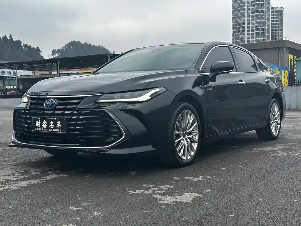 Toyota Avalon 2023 из CN, фото 1