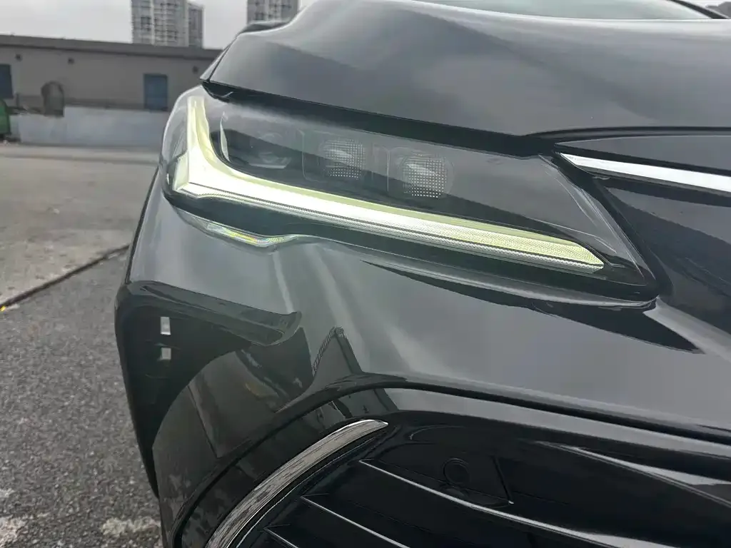 Toyota Avalon 2023 из CN, фото 3