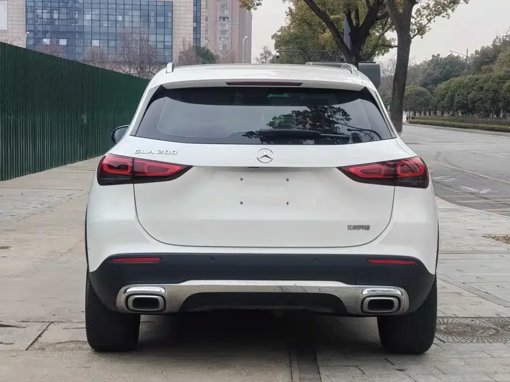 Mercedes-Benz GLA — фото 9