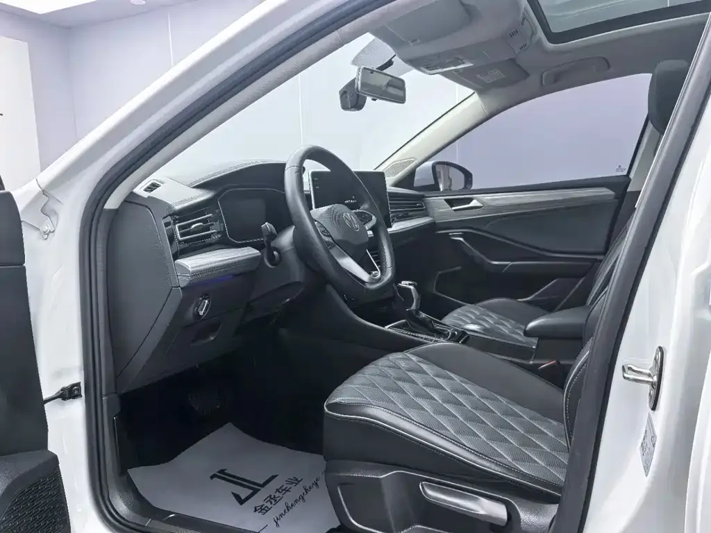 Volkswagen Sagitar 2023 из CN, фото 9