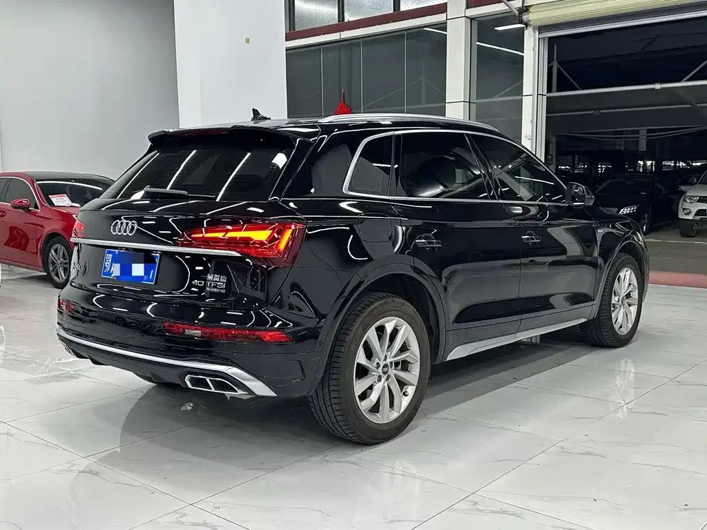 Audi Q5L 2021 из CN, фото 4