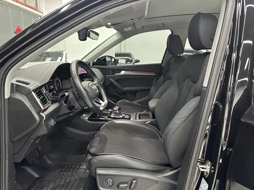 Audi Q5L 2021 из CN, фото 9