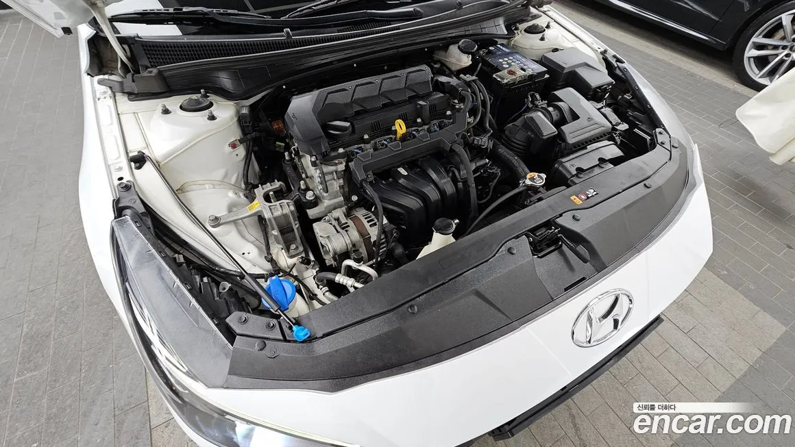 Hyundai AVANTE — фото 9