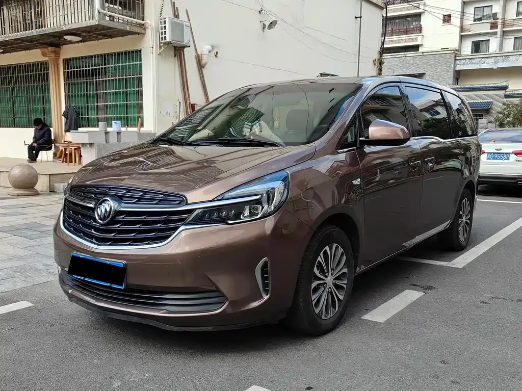 Buick GL8 2021 из CN, фото 1